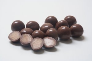 milk-chocolate-salted-caramel-balls-01