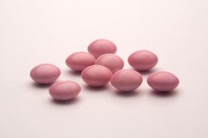 pink-choc-drops-01